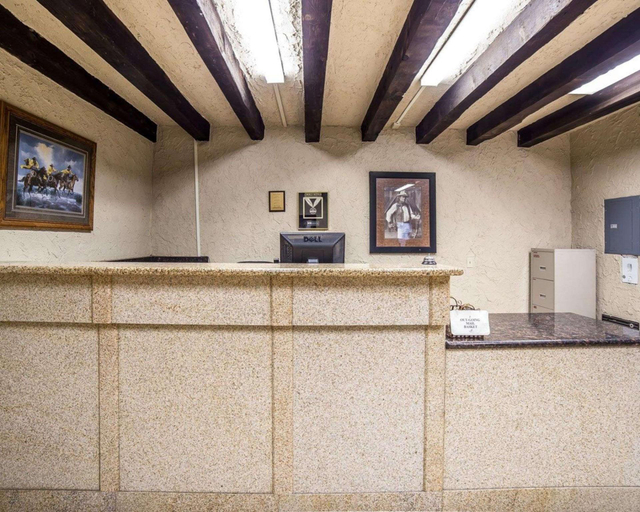 Public Area 2, Rodeway Inn Baker City, OR, Baker
