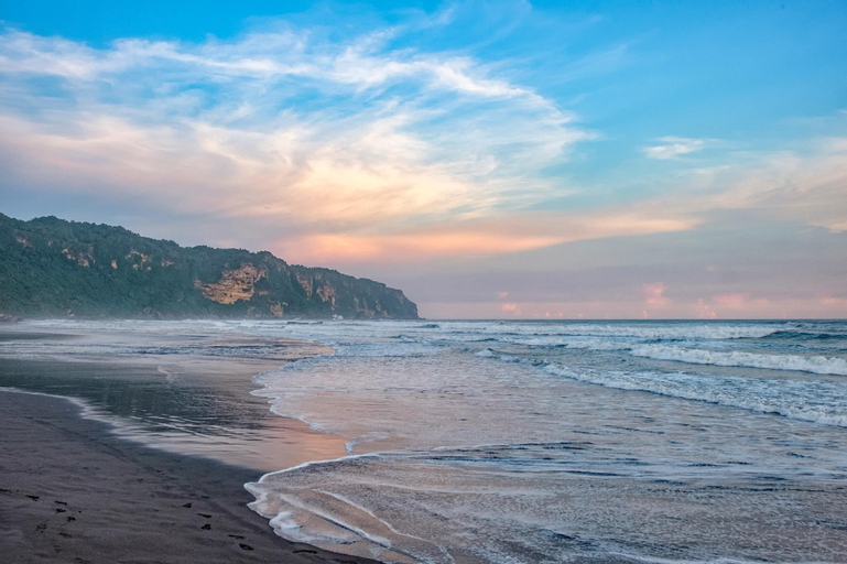 OYO 1533 The Paris Ocean, Bantul