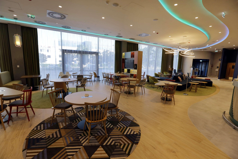 Food & Drinks 5, Hampton By Hilton Olsztyn, Olsztyn City
