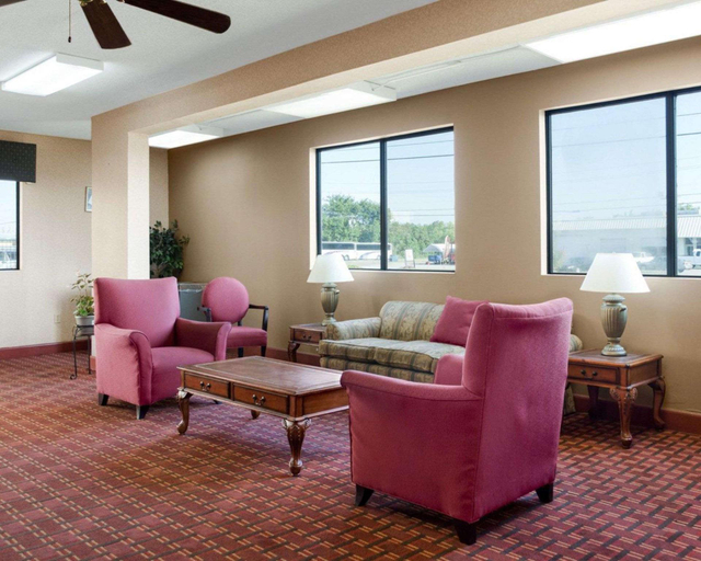 Public Area 2, Econo Lodge Greenville, Washington