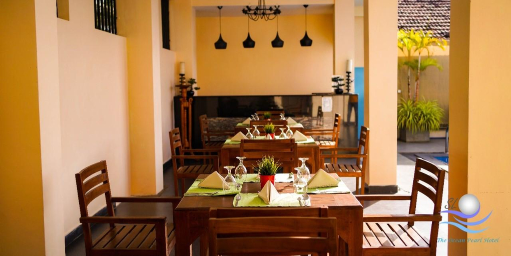 Food & Drinks 5, The Ocean Pearl, Negombo