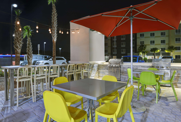 Food & Drinks 1, Home2 Suites By Hilton Panama City Beach, Bay