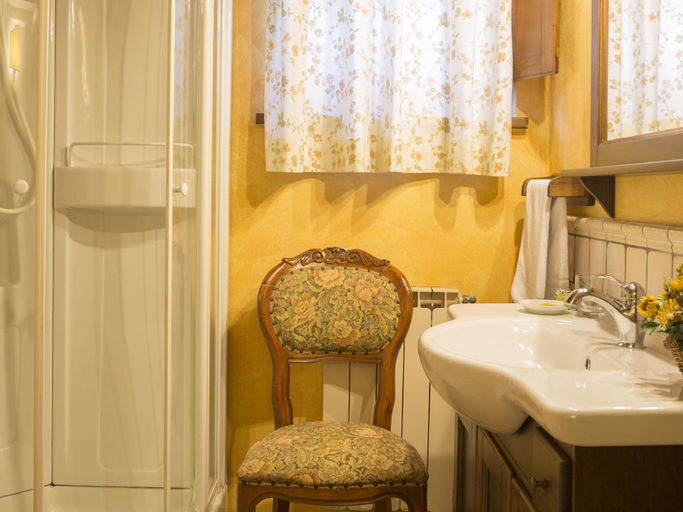 Bathroom 4, Borgo San Benedetto Guest House, Florence