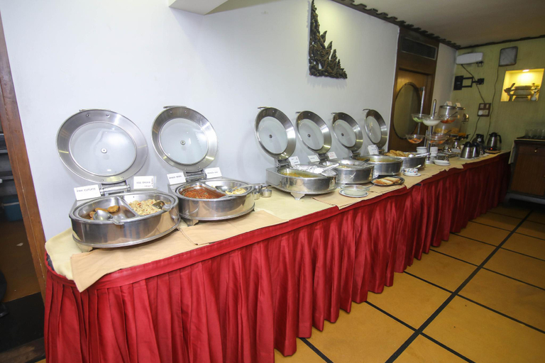 Others 5, Lytton Hotel, Kolkata