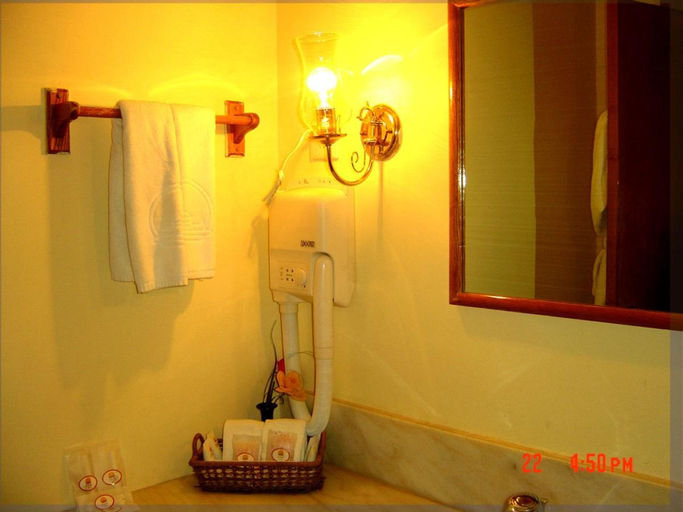 Bathroom 4, The Silk Road Dunhuang Hotel, Jiuquan