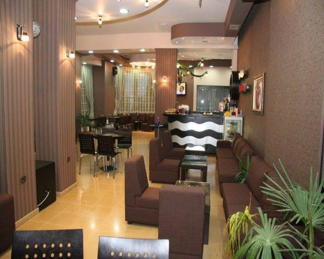 Public Area 2, Hotel 1 Maji, Pogradecit