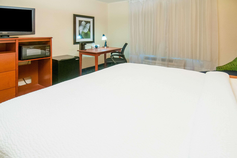 Bedroom 4, Quality Inn & Suites Jackson, Hinds