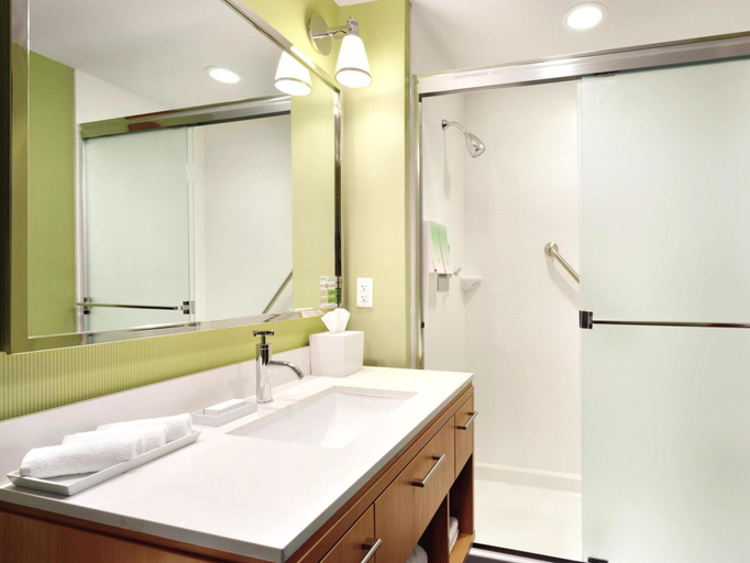 Bathroom 3, Home 2 Suites by Hilton Albuquerque / Downtown - University, Bernalillo