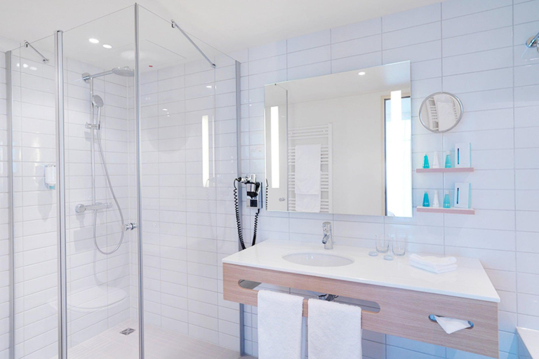 Bathroom 5, Lufthansa Seeheim - More than a Conference Hotel, Darmstadt-Dieburg