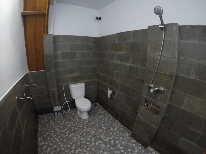 Bathroom 3, Uki Village, Lombok