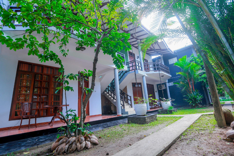 Others 3, Palitha Guest House, Habaraduwa