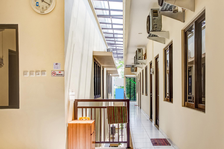 Public Area 2, OYO 90037 Rumah Verde, Bogor