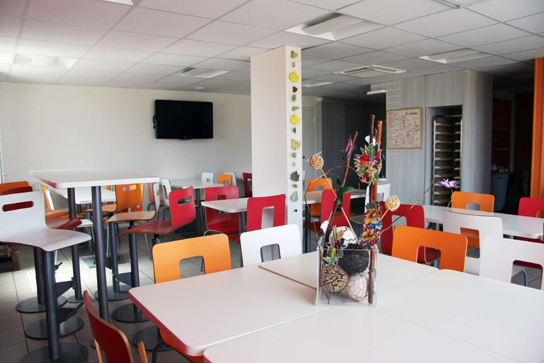 Public Area 2, Kyriad Direct Classe Mont De Marsan - St Avit, Landes