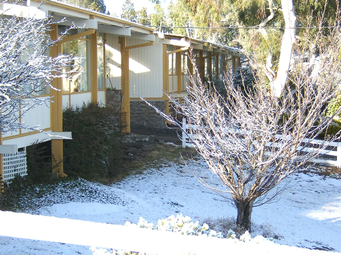 Exterior & Views 2, Cooma High Country Motel, Cooma-Monaro