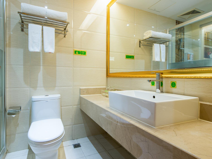 Bathroom 4, Vienna Hotel Shenzhen Bantian Huawei Metro Station, Shenzhen