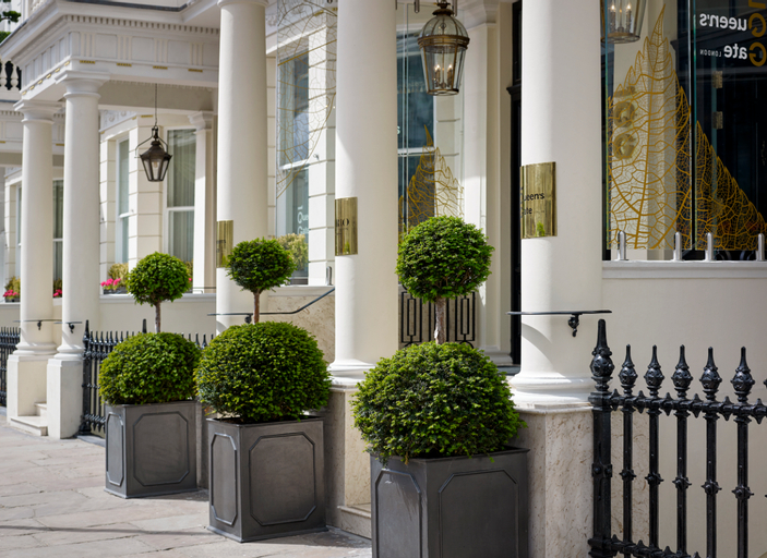 Public Area 3, 100 Queen's Gate Hotel London Kensington, Curio Collection by Hilton, London
