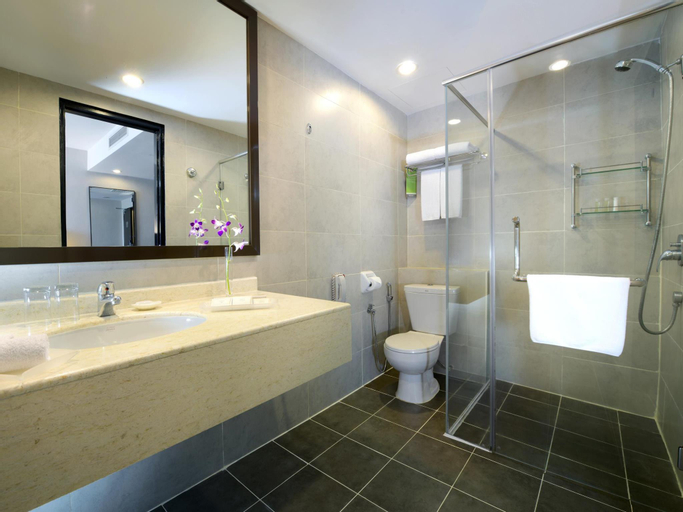 Bedroom 5, Furama Bukit Bintang, Kuala Lumpur