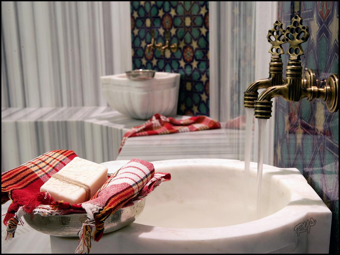 Bathroom 3, RYS Hotel, Merkez
