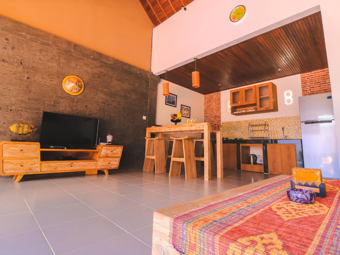 Public Area 4, Taman Amertha Villas, Badung