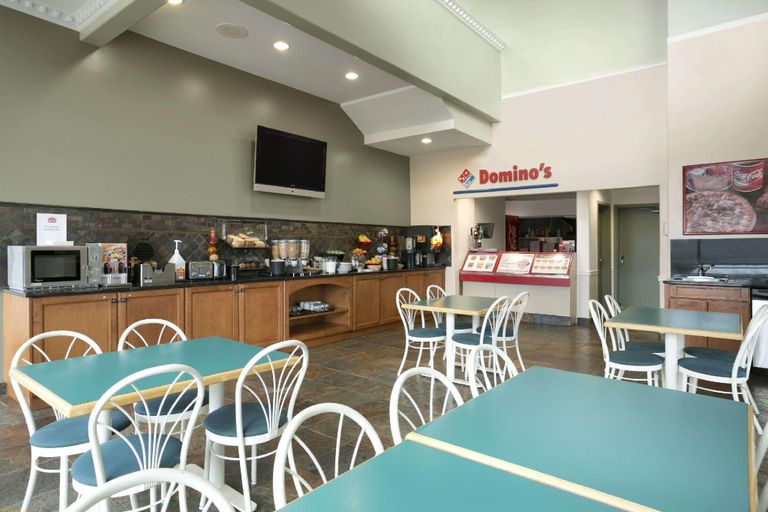 Food & Drinks 5, Ramada Limited Merritt, Thompson-Nicola
