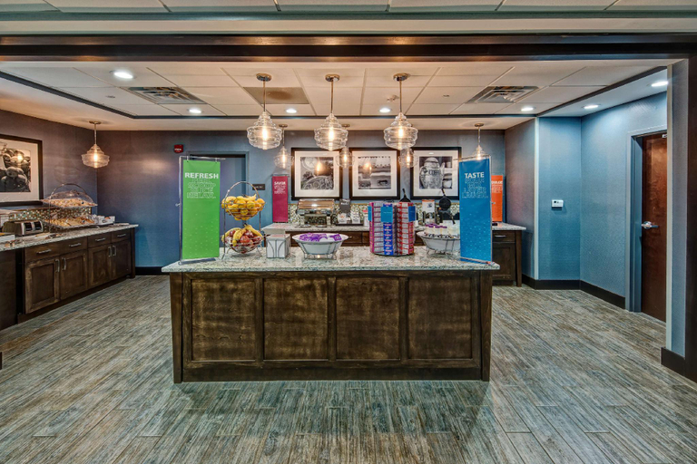Restaurant, Hampton Inn Summerville, Berkeley