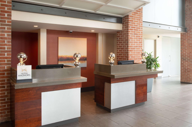 Public Area 4, DoubleTree by Hilton Hotel & Suites Charleston Airport, Charleston