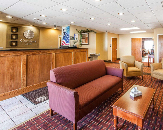 Public Area 3, Quality Inn Seaman, Adams