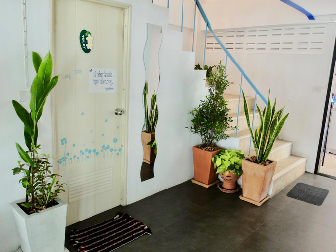 Public Area 3, We Inn, Don Muang