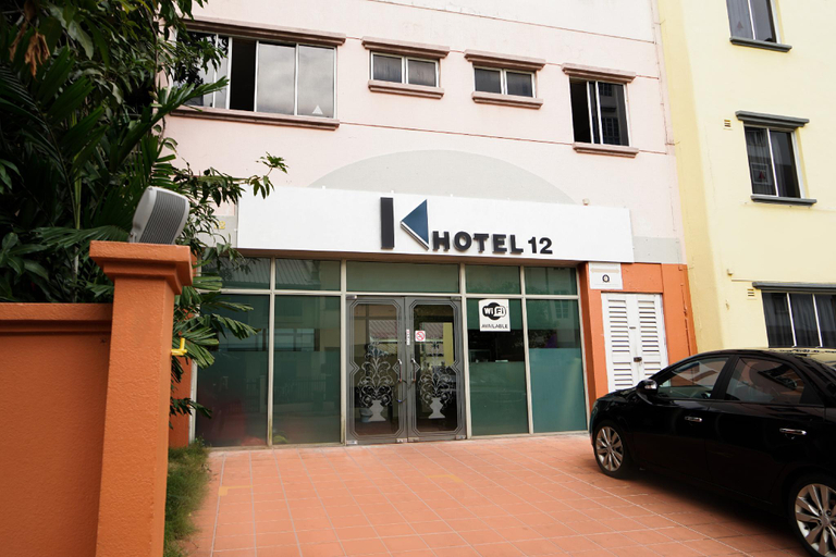 Others 5, K Hotel 12, Singapura