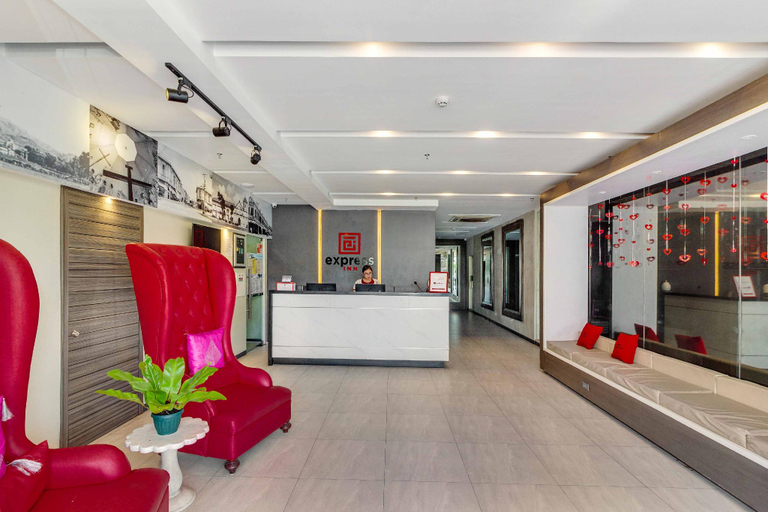 Public Area 2, RedDoorz Plus @ Jones Avenue Cebu, Cebu City
