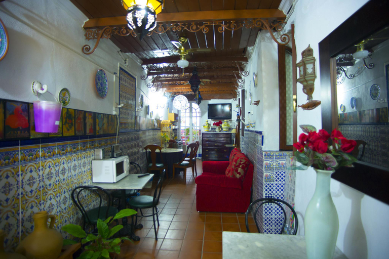 Others 4, Pension Santa Maria La Blanca, Sevilla