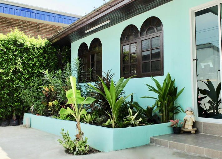 Exterior & Views 2, We Inn, Don Muang
