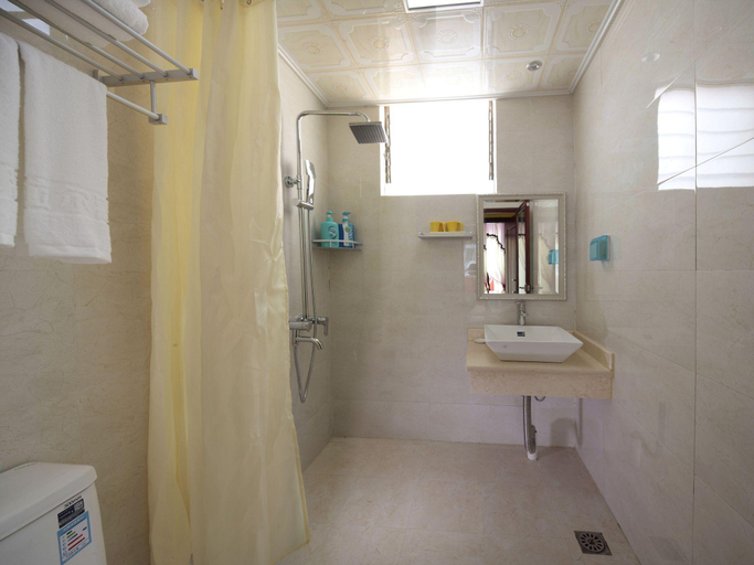 Bathroom 3, Care Hotel Coast Collection, Sanya