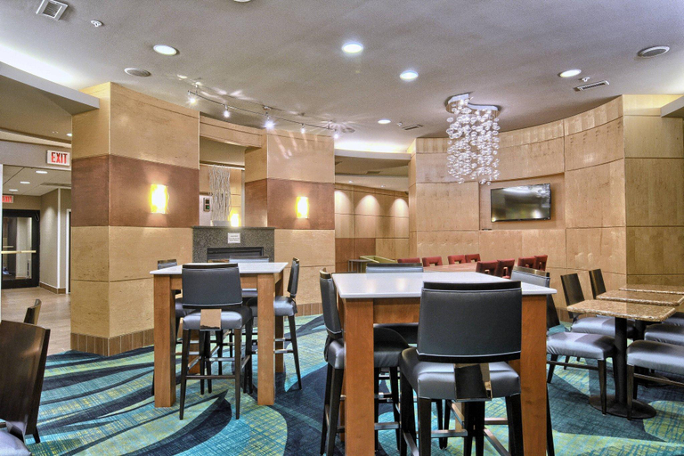 Food & Drinks 5, SpringHill Suites Detroit Southfield, Oakland