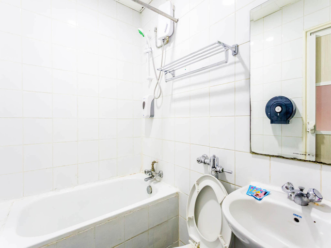 Bathroom, Hotel 165, Singapore