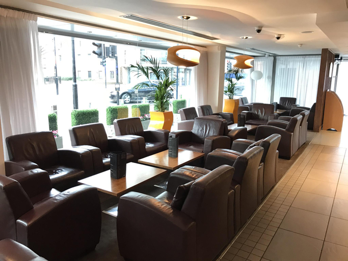 Public Area 5, The Continental Hotel and Spa, Heathrow, London
