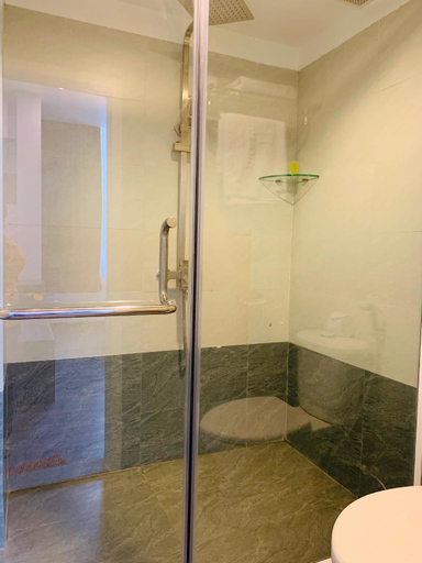 Bathroom 4, Nice Hue Hotel, Huế