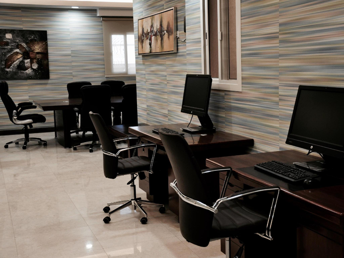 Others 5, Asherij Hotel, Doha