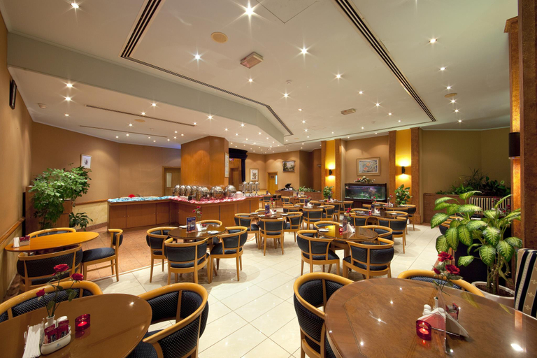 Food & Drinks 5, Rolla Residence, Dubai