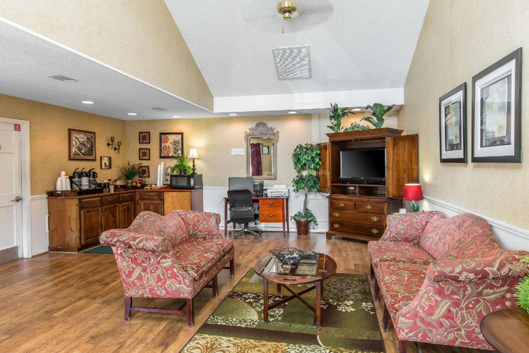 Public Area 2, Quality Inn Jesup, Wayne