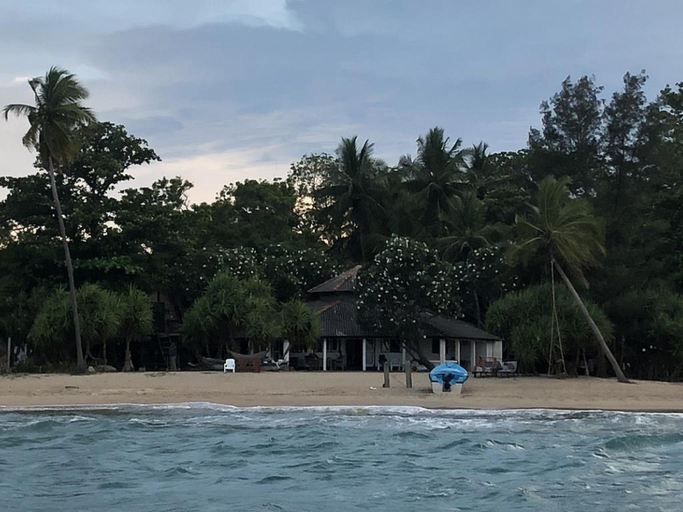 Others 4, Moon Isle Beach Bunglow, Kuchchaveli