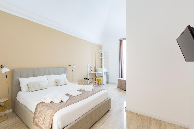 Bedroom 3, Trevi Fountain Guesthouse, Roma
