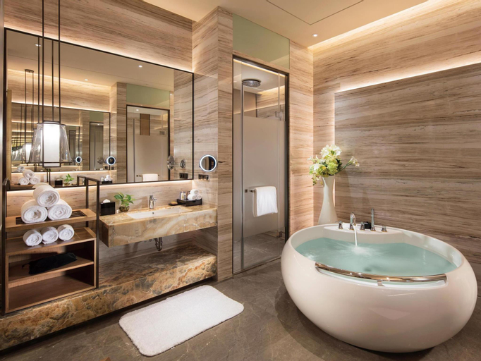 Bedroom 4, DoubleTree by Hilton Hotel Xiamen - Haicang, Xiamen