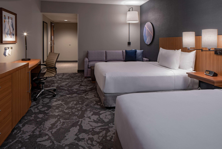 Bedroom 3, Hyatt Place Indianapolis Downtown, Marion