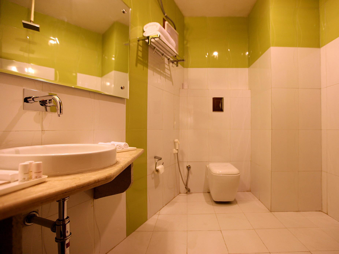 Bedroom 4, Hotel The Class, Delhi Airport, West