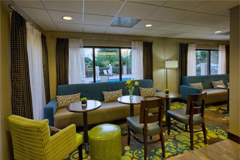 Public Area 3, Hampton Inn Mebane, Alamance