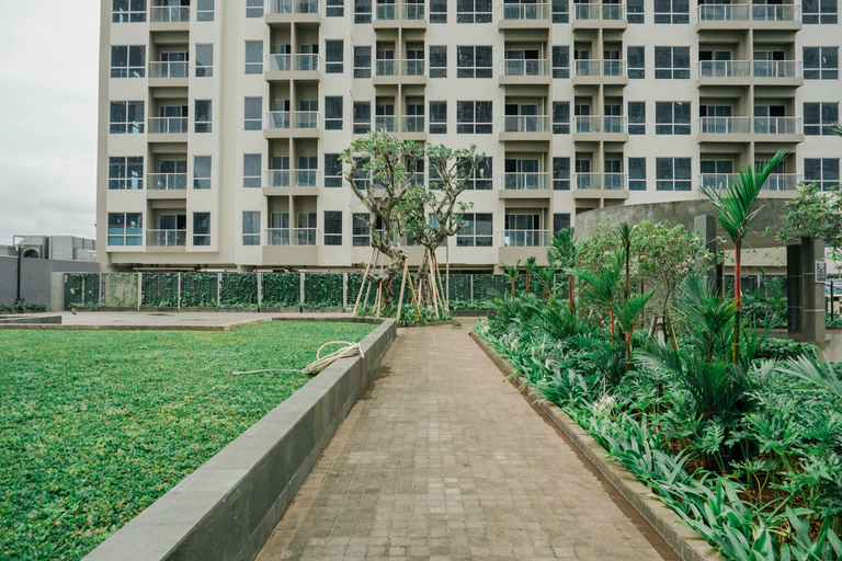 Exterior & Views 3, Comfort and Homey Studio at Green Sedayu Apartment By Travelio, Jakarta Barat