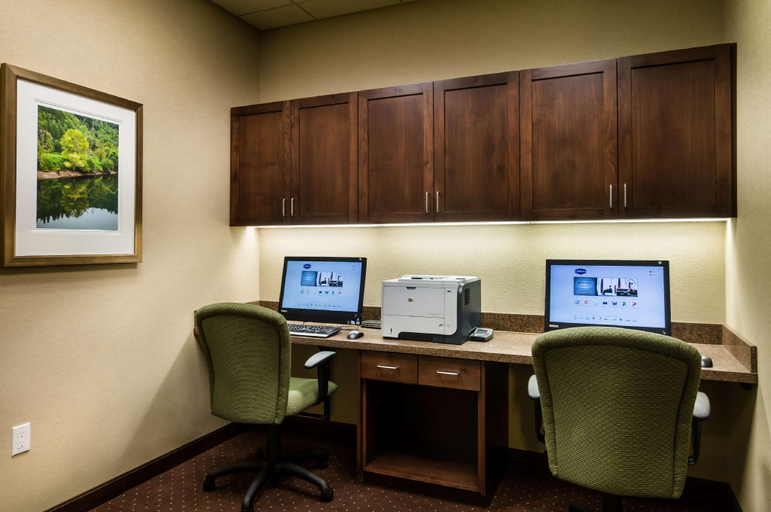 Public Area 2, Hampton Inn & Suites Salem, OR, Marion