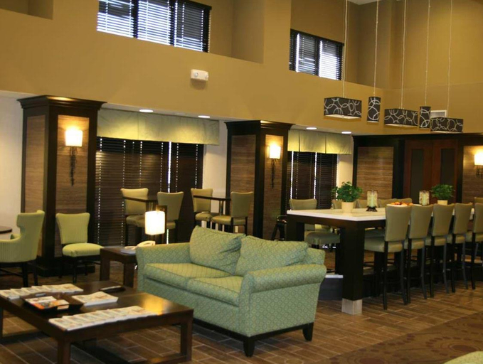 Public Area 2, Hampton Inn & Suites Crawfordsville, Montgomery