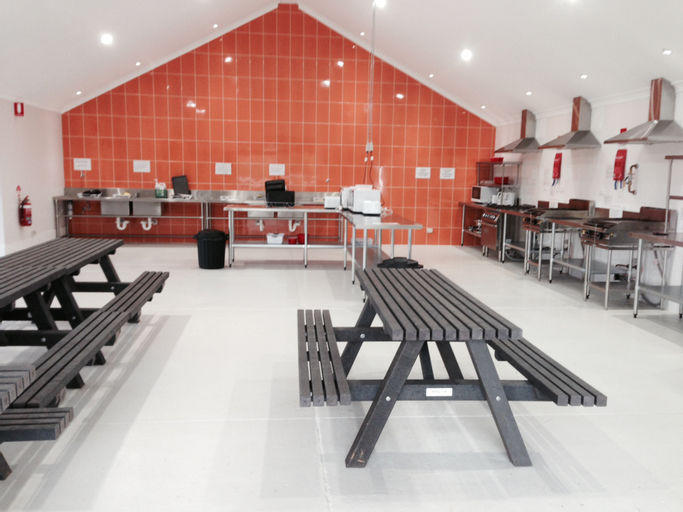 Food & Drinks 5, Discovery - Hahndorf Resort, Adelaide